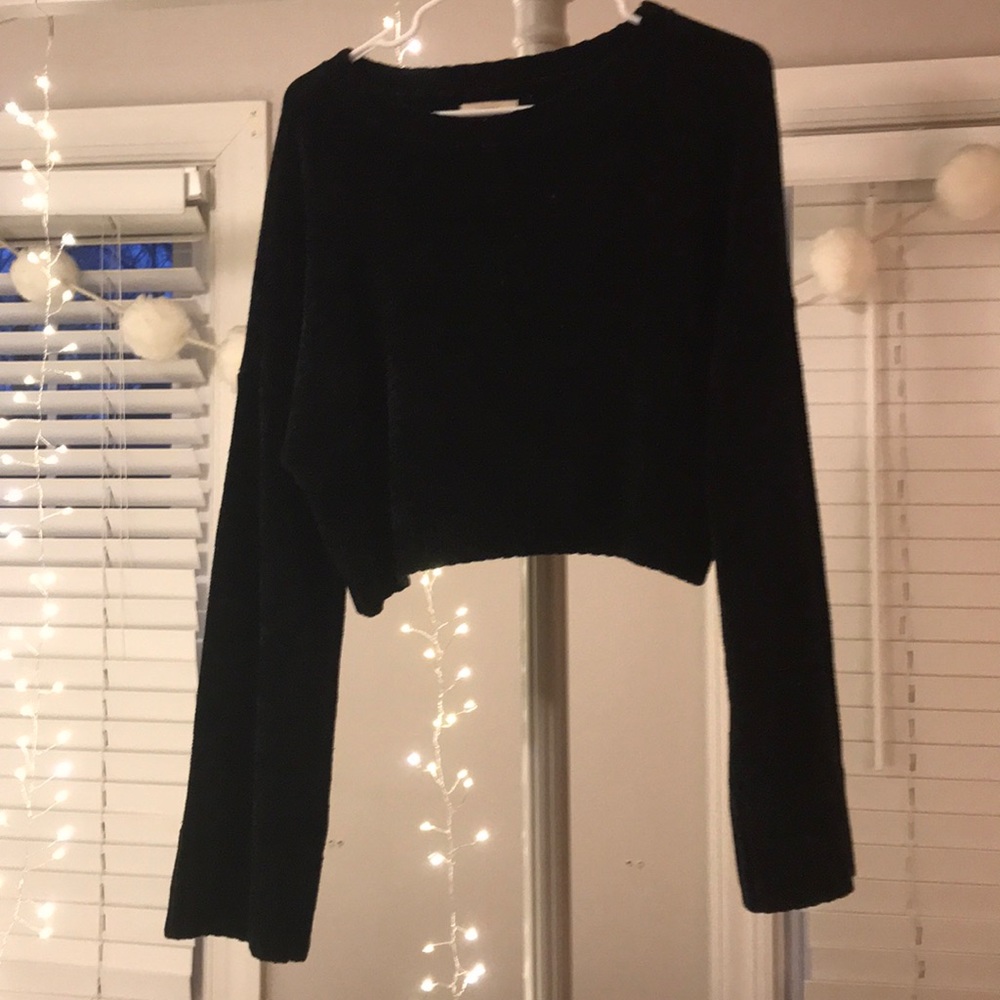 Black Hollister Top